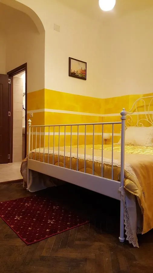 Belli Siciliani Bed and Breakfast Βουκουρέστι